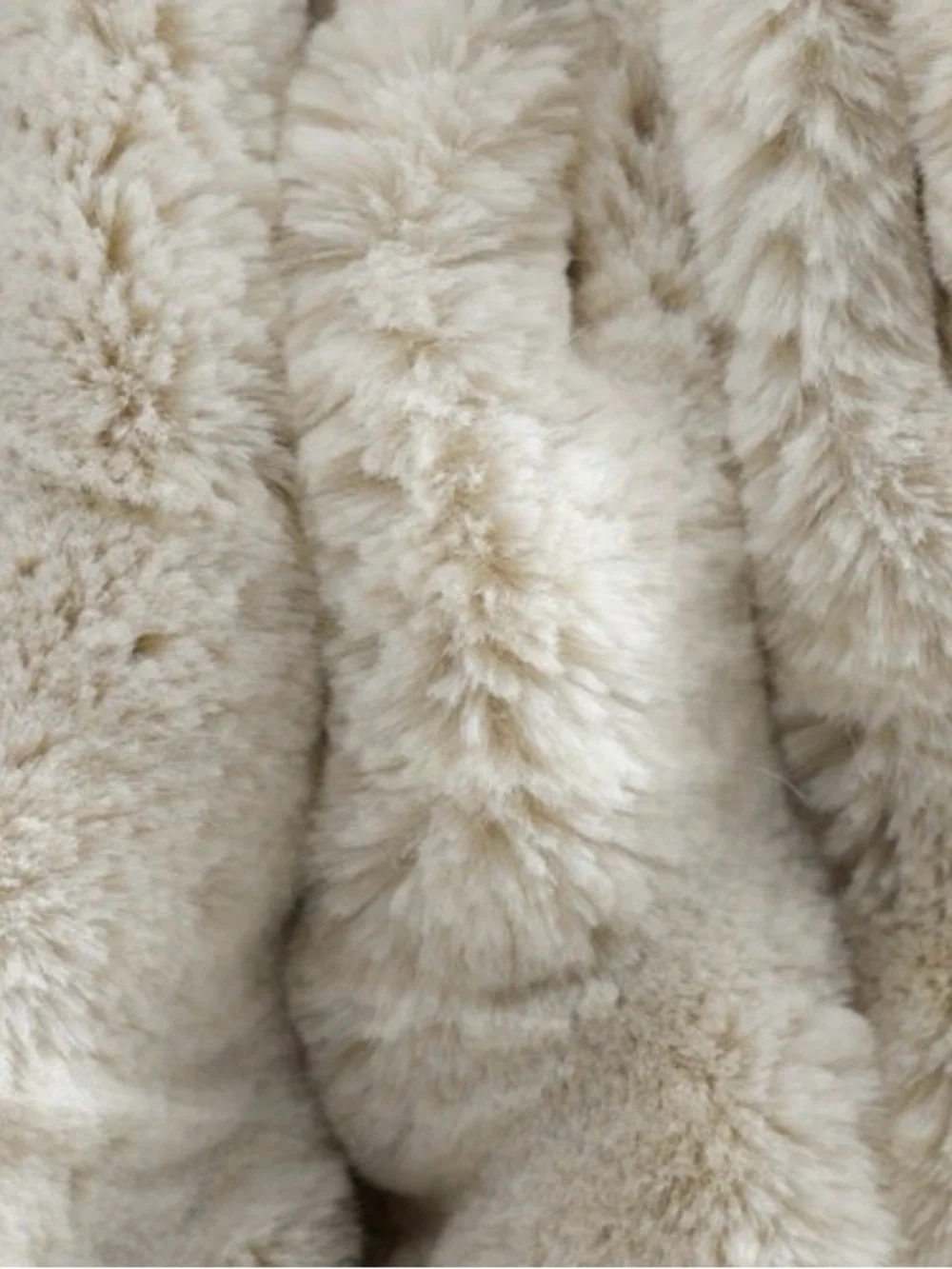 Fabulous Furs Cream Large Faux Fur Throw Blanket